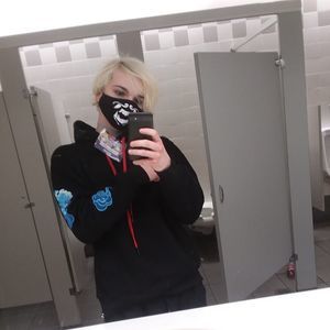 Meet your Posher, Jackie